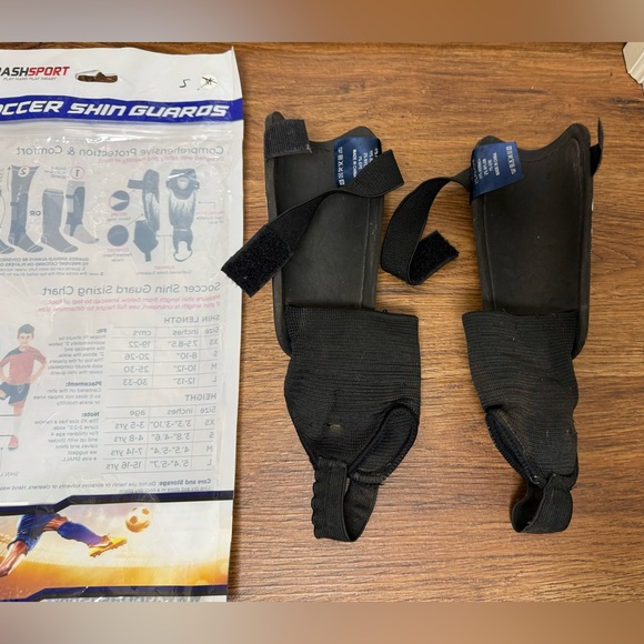 Soccer Shin Guards Youth S with Ankle Sleeves. DashSport - Picture 9 of 10